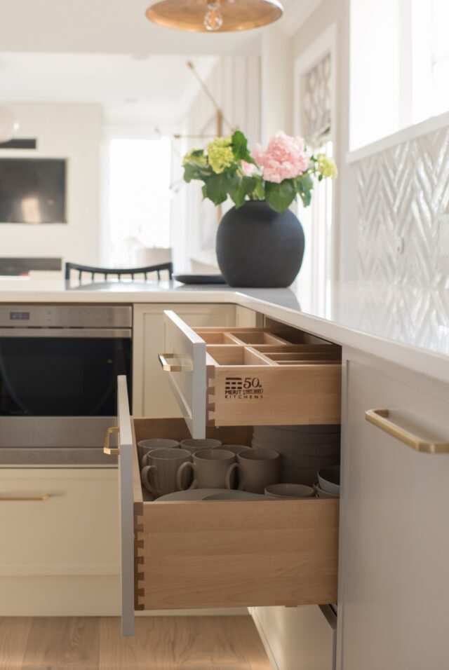 Dovetailed Drawers Customized Drawer Organizers